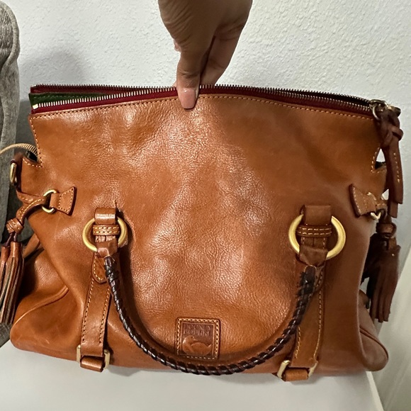 Dooney and Bourke leather satchel - Picture 7 of 7